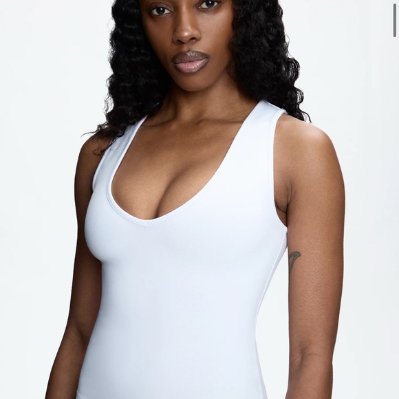 Tankair Peek Tank in Milk - Picture 3 of 4